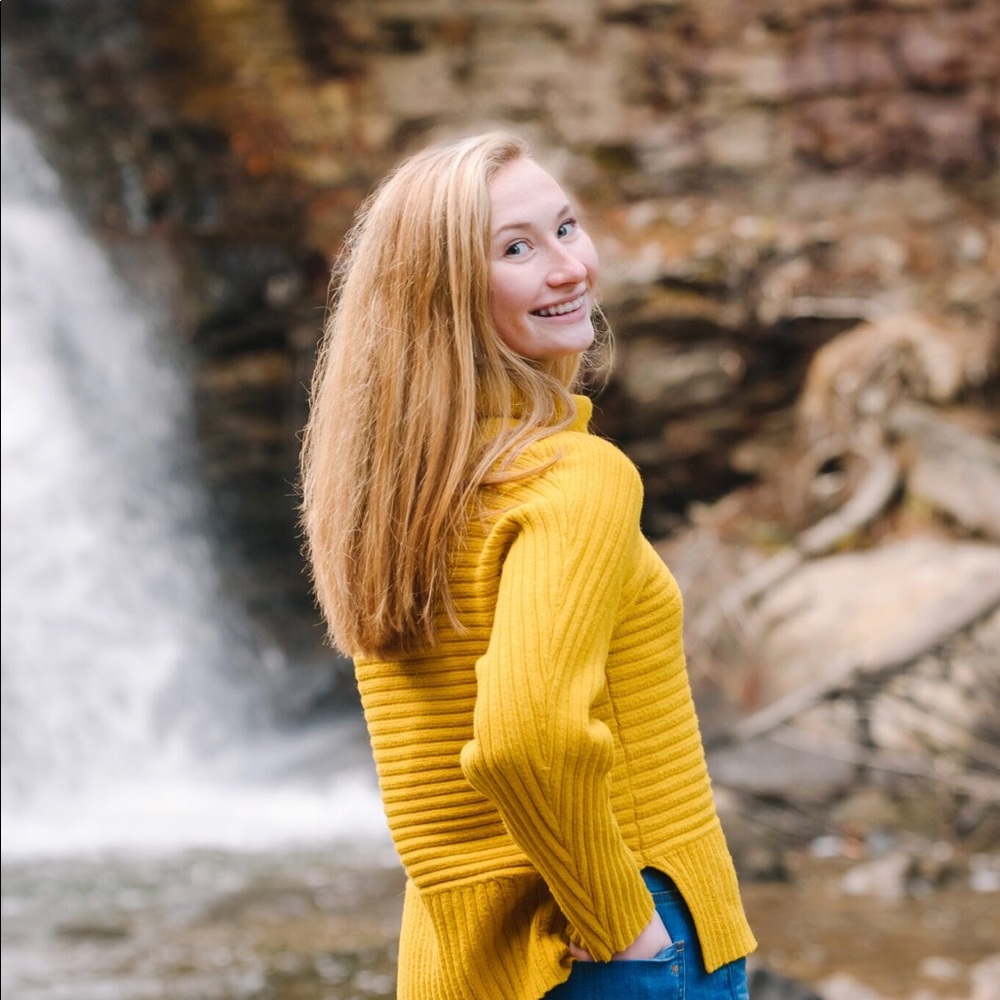 Meet your Posher, Anna